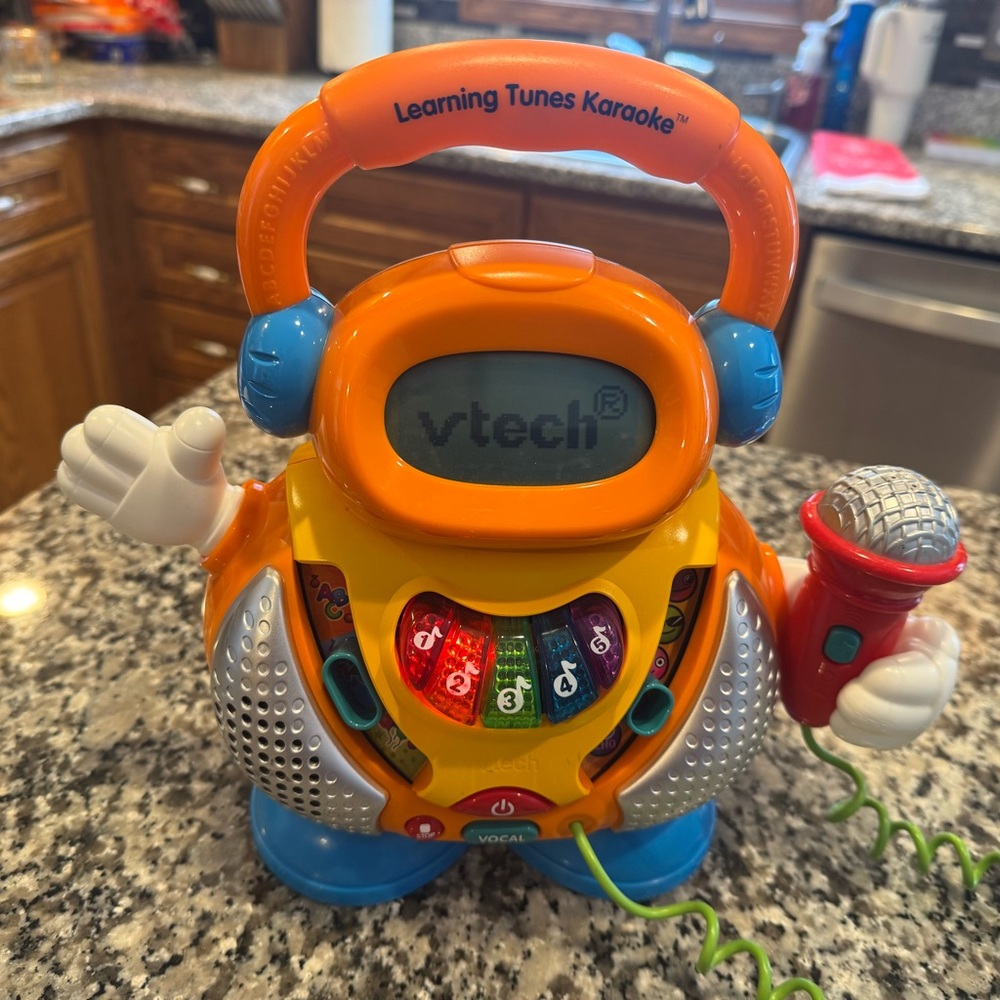 V tech Learning Tunes Karaoke Toy - Orange and Blue